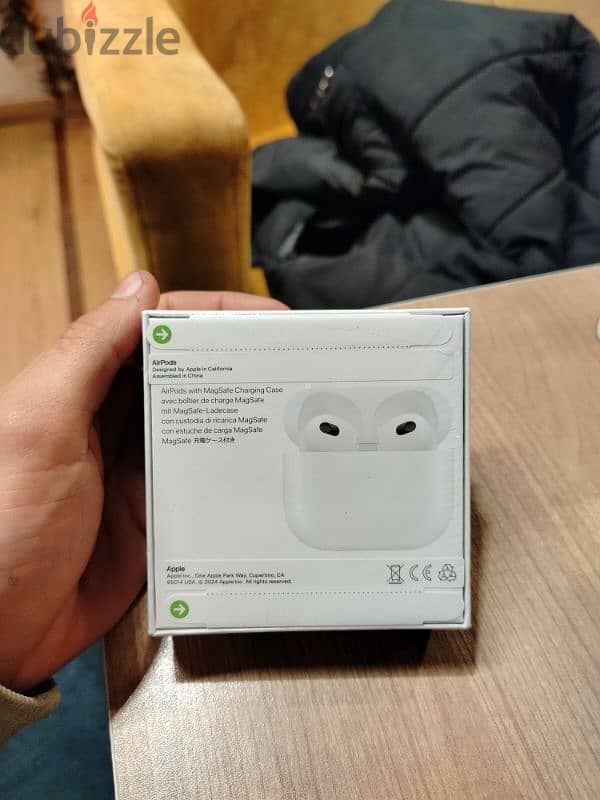 Apple AirPods 3rd generation 2