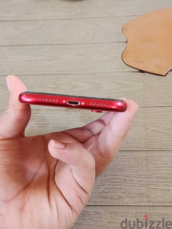 iphone XR مش مغير حاجه 2