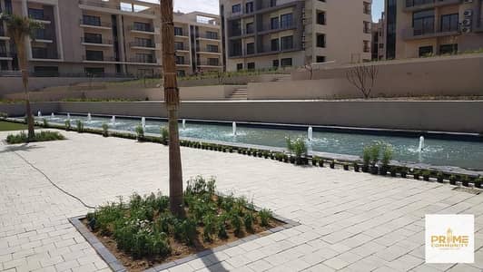 Apartment for sale 143 m Good location Corner Fully finished Ready to move With parking slot At FIFTH SQUARE ALMARASEM New Cairo