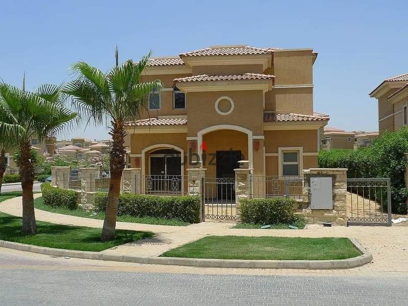 530 sqm villa for sale in installments over 10 years in Compound, Fifth Settlement 0