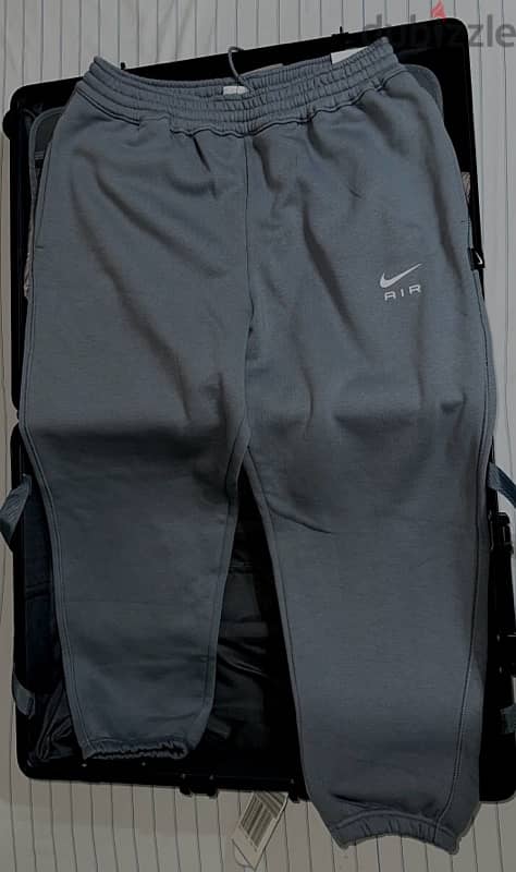 jacket (zara) & 2 sweatpants (nike)for sale 4