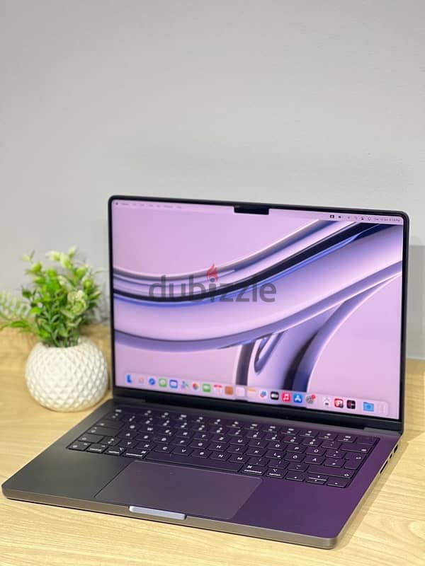 Macbook Pro M4 Pro 2024 1