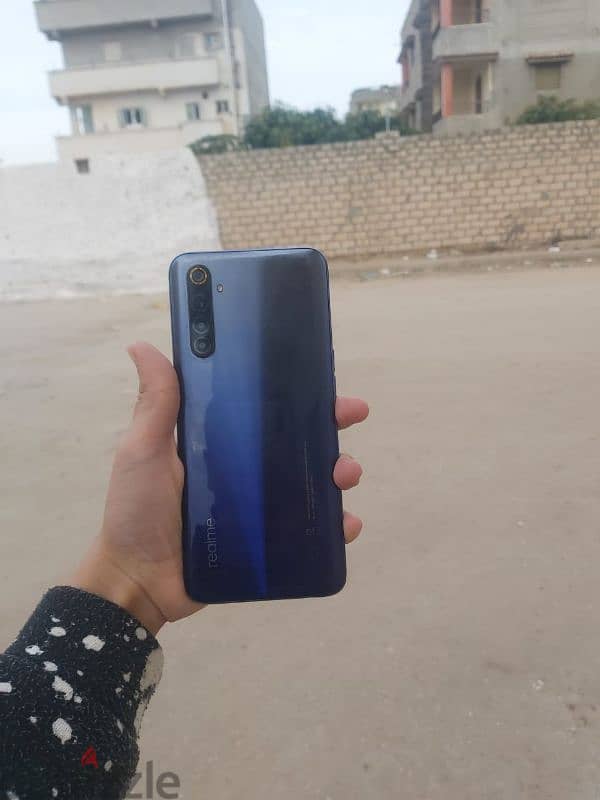 realme 6 (8 128) ببجي ٦٠ فريم 2