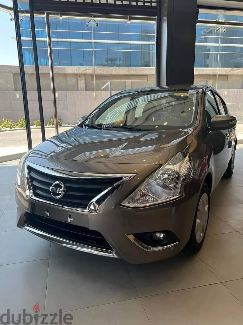 Nissan Sunny Top Line 2025  نيسان صني اقل مقدم واطول فترة سداد 0