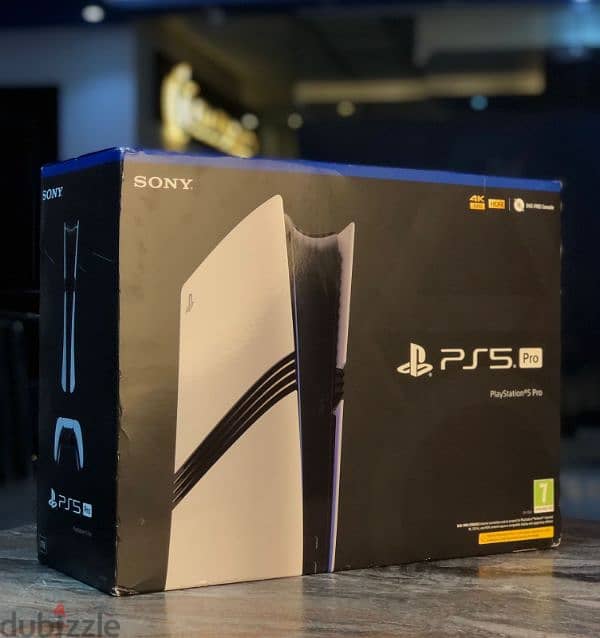 للبيع Playstation 5 / 5 Pro 3