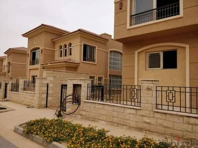 بسعر حصري فيلا تاون هاوس كورنر 425م للبيع في ستون بارك Stone Park