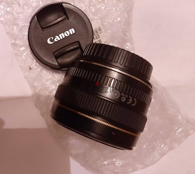 عدسة 50mm 1.4 كانون 2