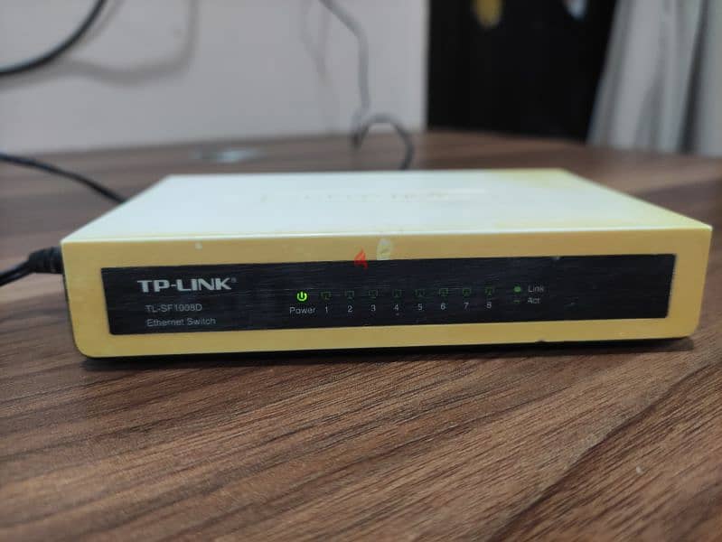 سويتش Tp_link 1