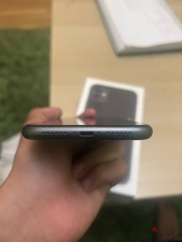 iphone 11 black 3