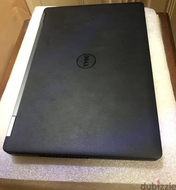 DELL Latitude E5570 حالة نادرة 9