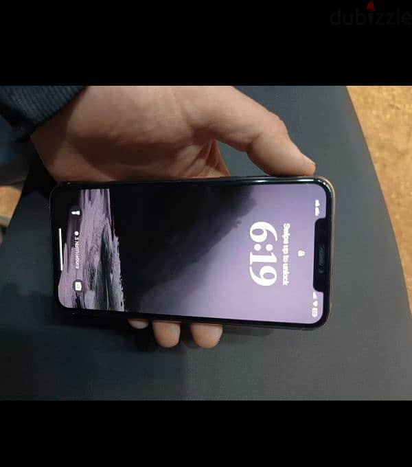 iPhone 11 bro max 3