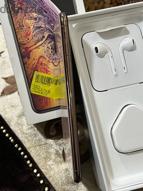 IPhone Xs Max 256 حاله نادره 8