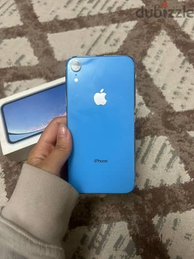 iphone xr للبيع