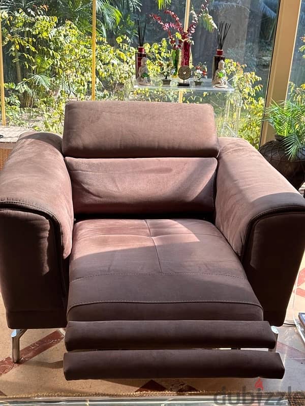 Electric recliner imported (Mazloom)3 chairs 50,000 1