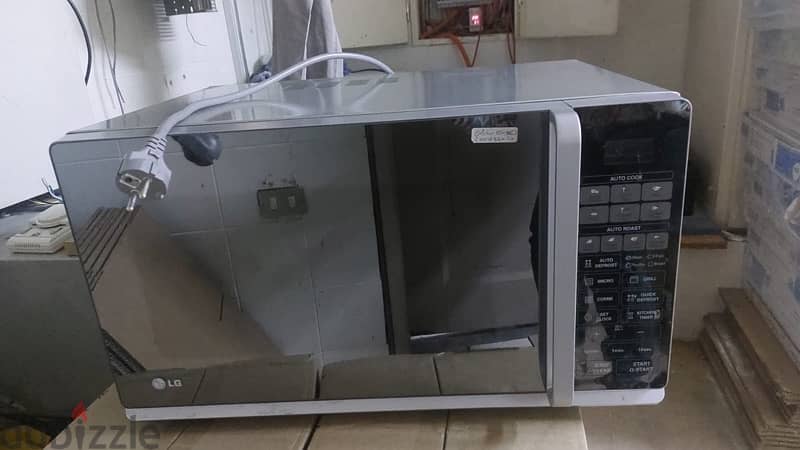 lg 39 liter  like new 2