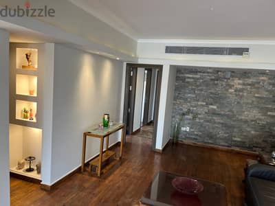 Ultra MOdern Big FLat In Degla maadi Over Greenery View