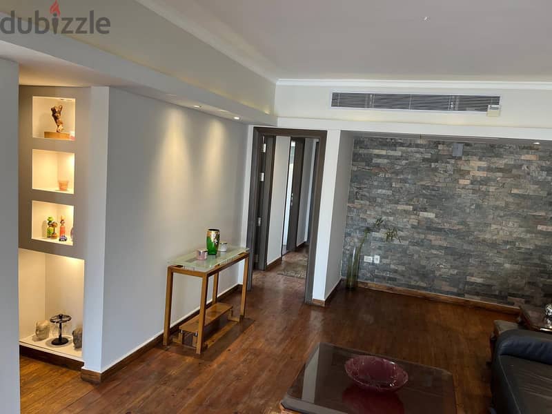 Ultra MOdern Big FLat In Degla maadi Over Greenery View 0