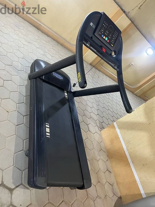 مشايه تكنو treadmill technogym أمريكي وزن مفتوح 2