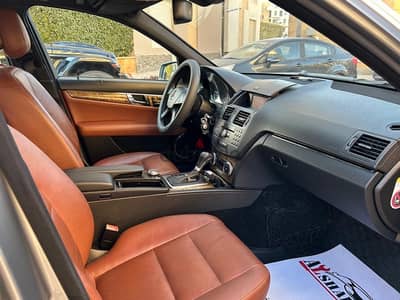 Mercedes-Benz C250 2011