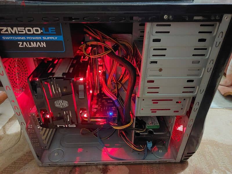 كيسة جيمينج pc معالج 4770k كارت rx 570 4GB 2