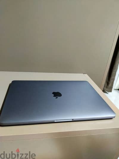 MacBook Pro - Excellent Condition | Comes with Logic Pro X