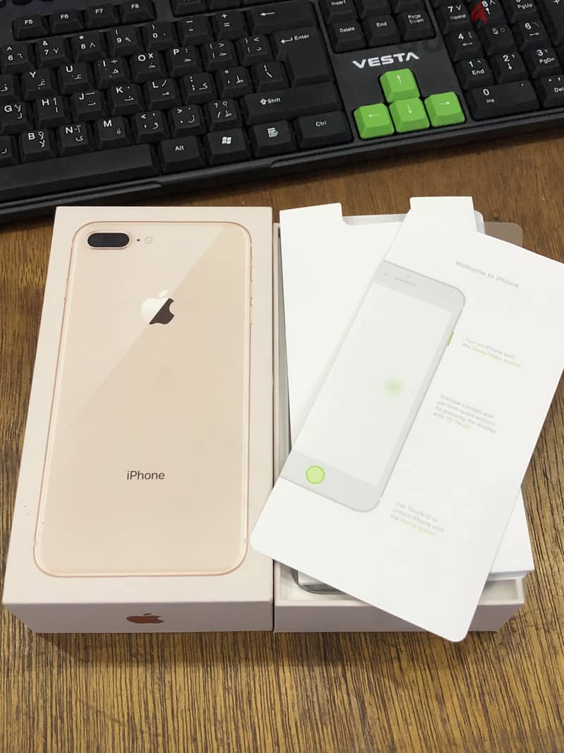 iPhone 8 Plus 64gb like new 6