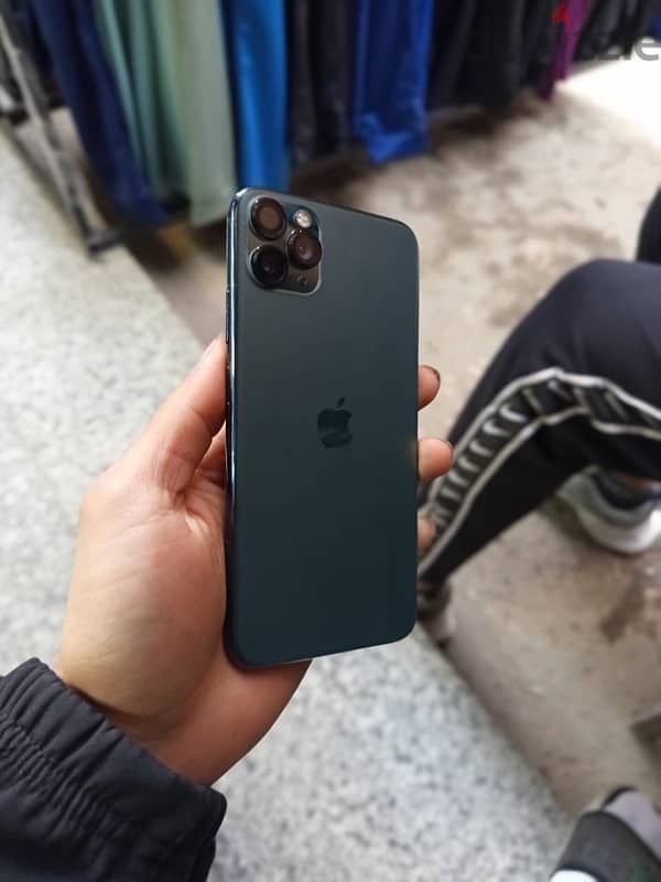 iPhone 11pro Max 2