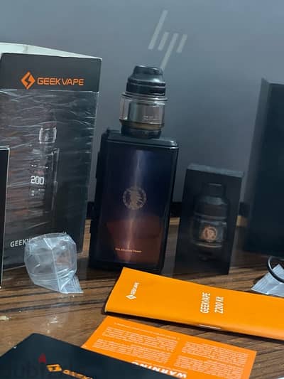 Vape Z200 like new