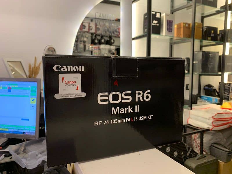 للبيع كاميرا كانون canon r6mark 2 زيرو  مفهاش الهوا معاها كل حاجة 5