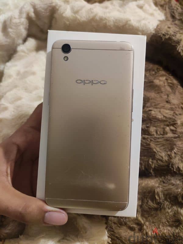 oppo A37 للبيع 1