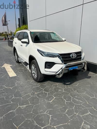 Toyota Fortuner 2024