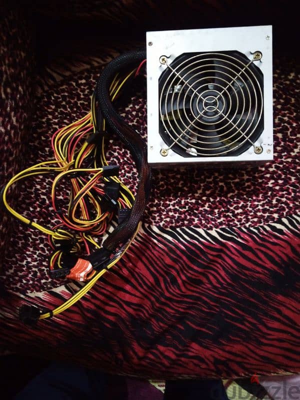 باور سبلاي 600w 0