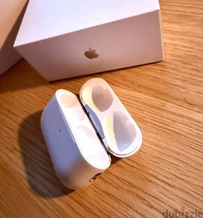 علبة شحن اوريجنال اير بودز برو ٢  2 Original Case Apple AirPods Pro