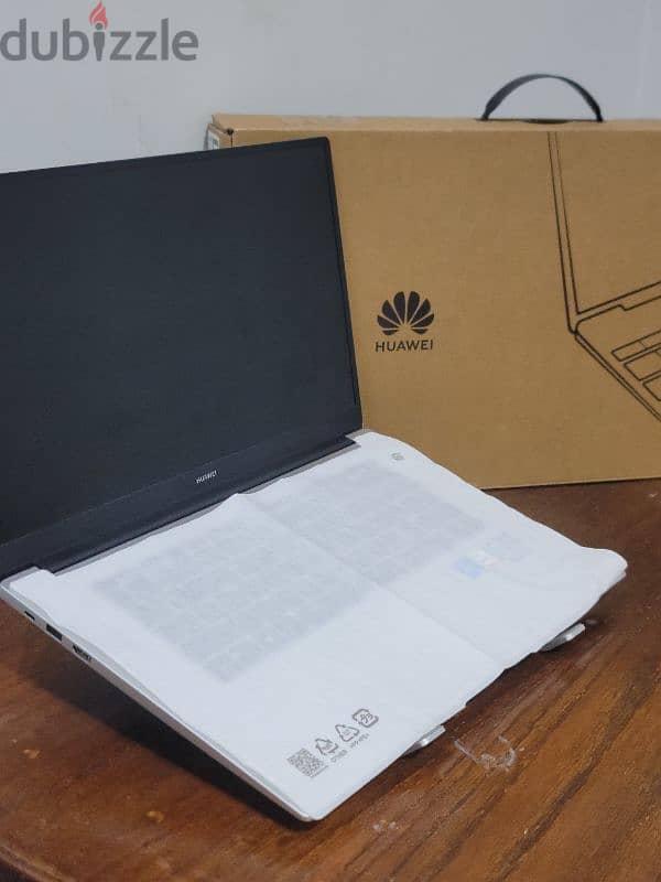 Laptop Huawei matebook D15 i5-1135G7 6