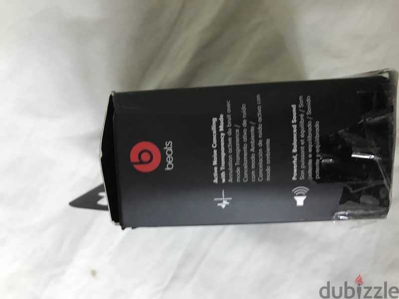 Beats studio pods new barnd open box only 3