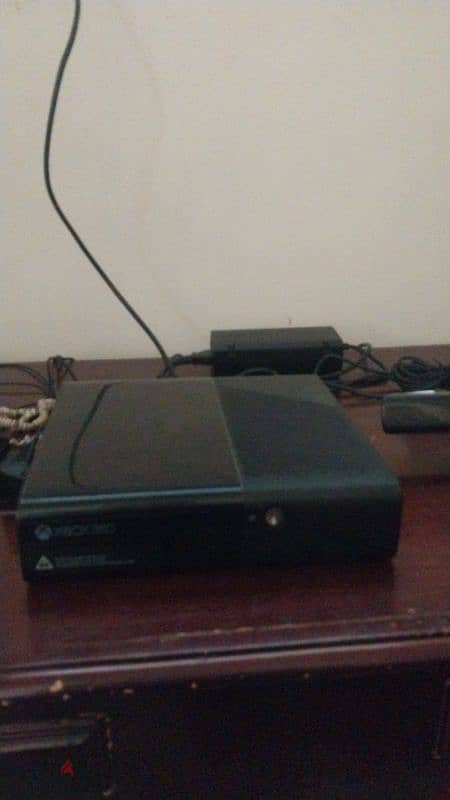 xbox 360 super slim E 2