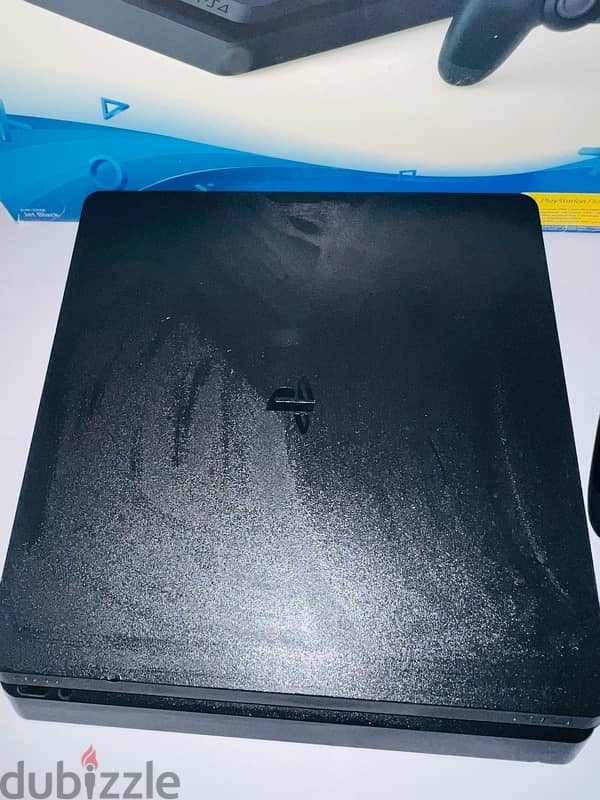 Playstation 4 slim 1 tera with gta cd 2