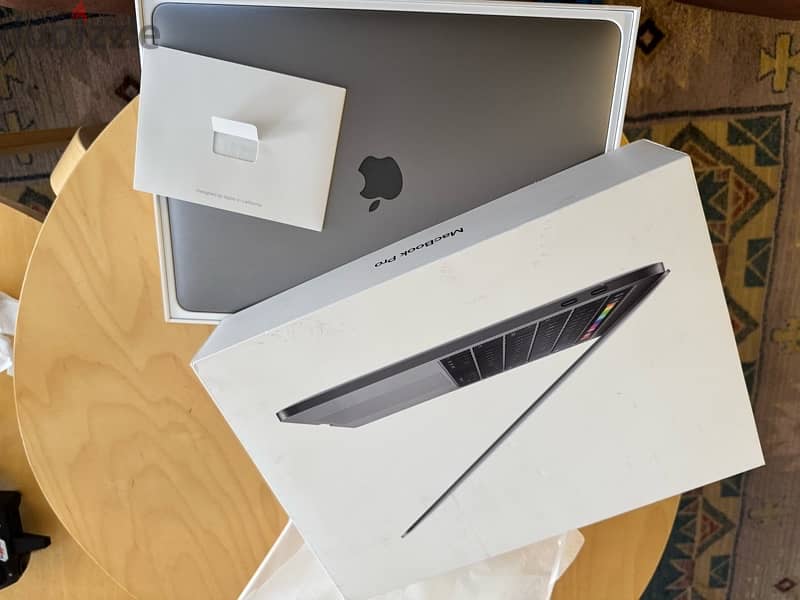 MacBook Pro 13 Inch 12