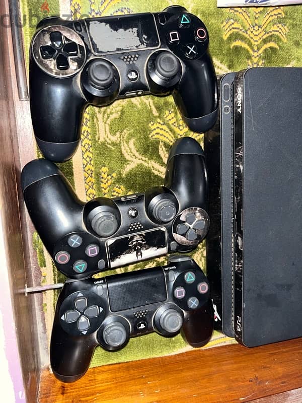 play station 4 slim 5