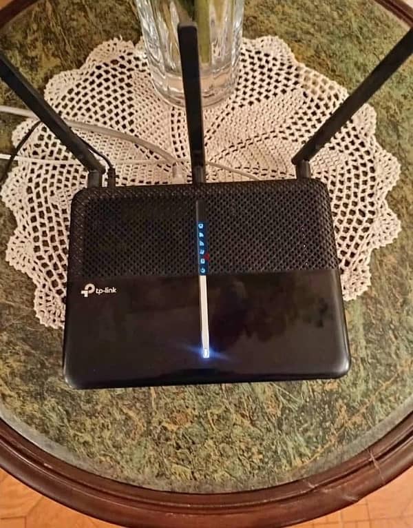 للبيع  روتر تي بي لينك العملاق استعمال سنه TP-Link Archer VR2100 AC 0