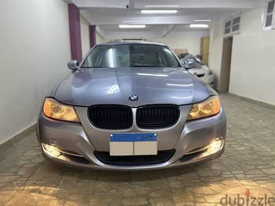 BMW 320i 2010 Face-Left / Mint Condition