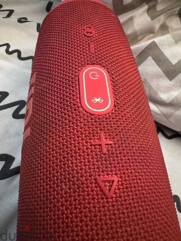 jbl charge 5 سماعة قوية جداً 2