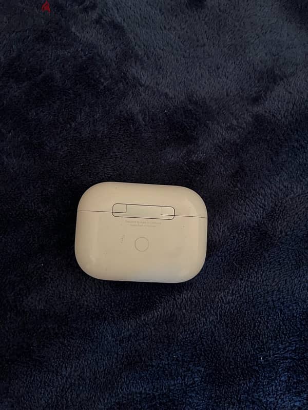 Air Pods Pro Case only 2