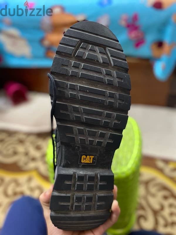 caterpillar shoes 4