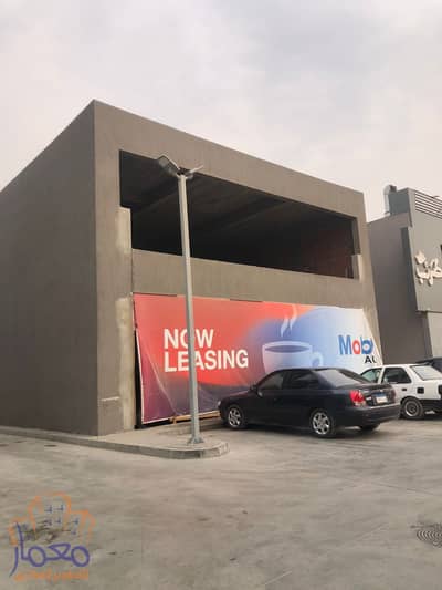 shop for rent 240m prime location new cairo