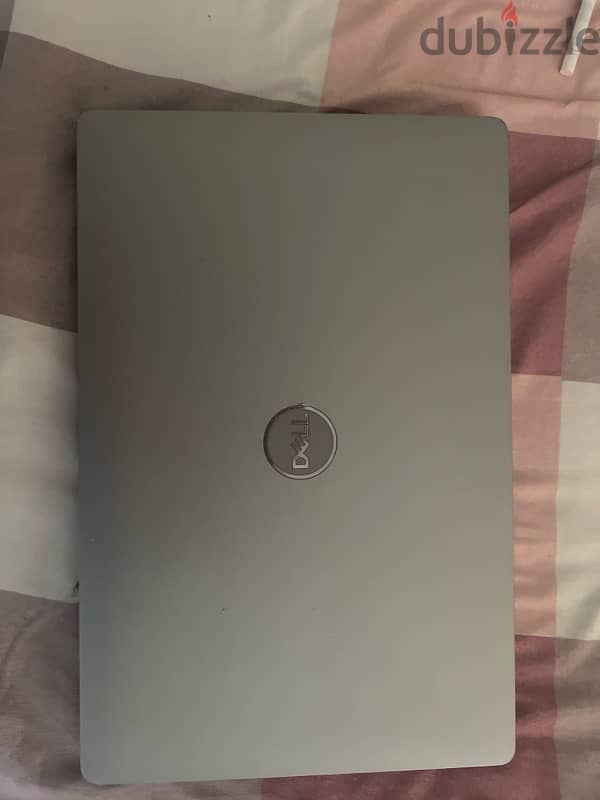 Dell Latitude 7390 1