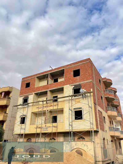 شقة في مدينة بدر ١١٠ متر في الحي ٢ المجاورة ٢ في عمارة علي ناصية ثاني نمرة من الرئيسي