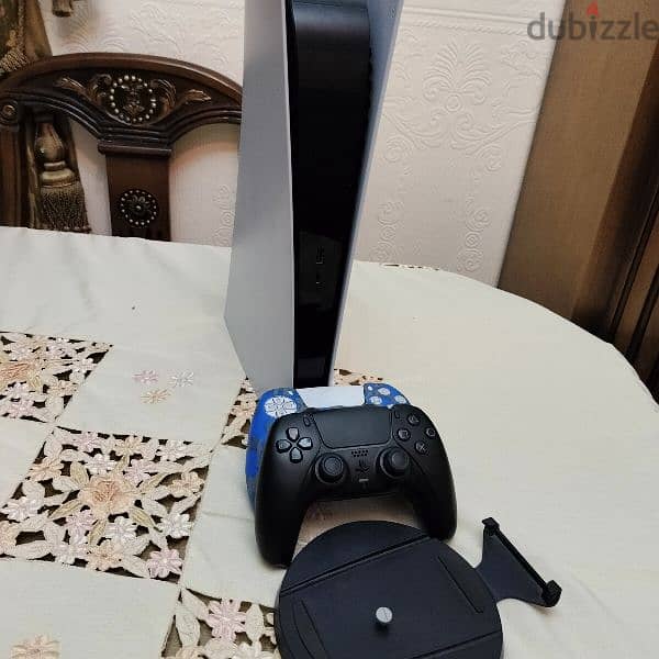 PS 5 استعمال شهر خفيف جدا 0