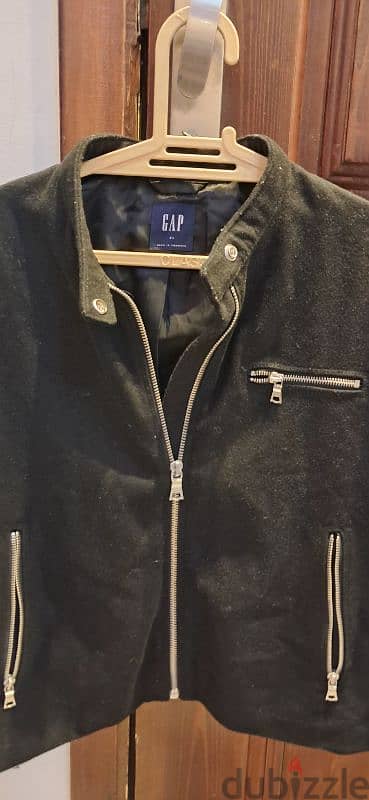 جاكت صوف ماركة GAP مقاس xl