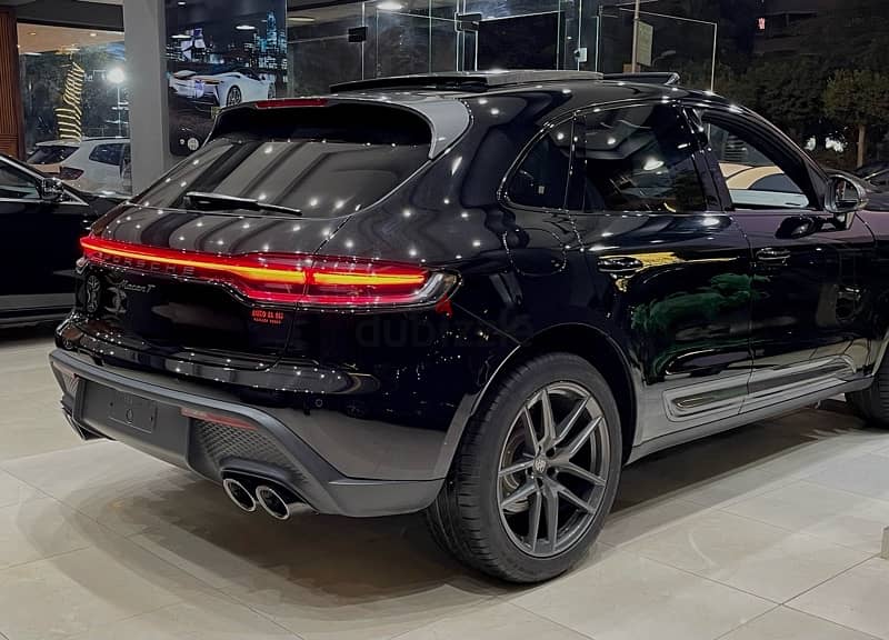 Porsche Macan T 2024 0